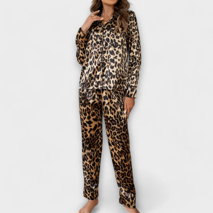 Conjunto de Pijama de Cetim com Estampa de Leopardo